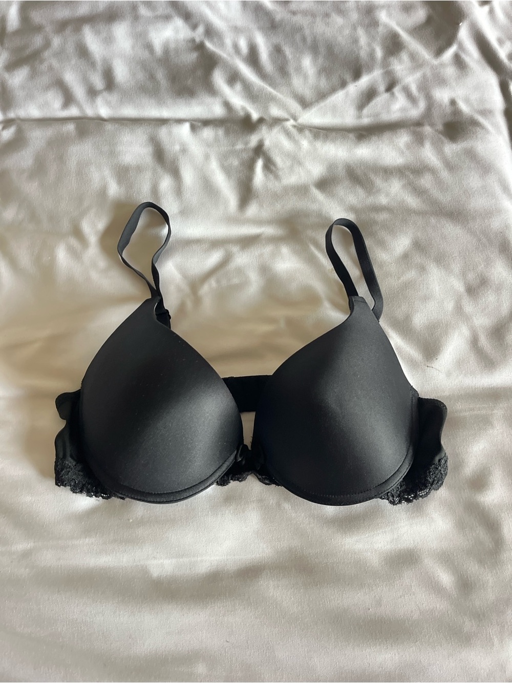 APT. 9 Intimates Size 36B Black Lace Trim Push Up Bra